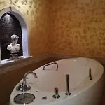 Incognito فندق