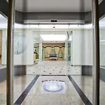 Incognito Hotel 3*