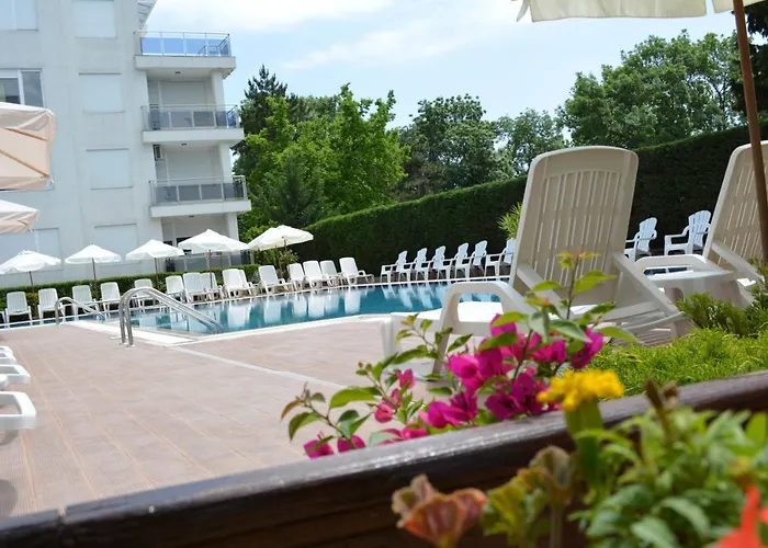 Incognito ホテル 3*